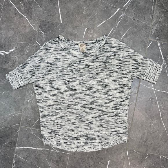 Eyelash Couture Grey Marled High-Low Hem Batwing Short Sleeve Sweater Size XS - Picture 2 of 5